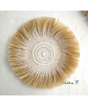 Juju hat en fibres décoré...